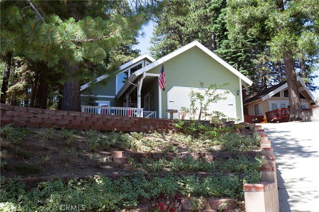 31384 Onacrest, Running Springs, CA 92382