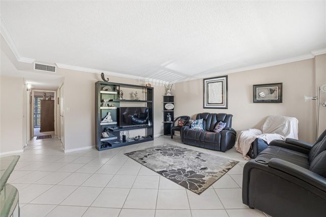 7544 Ashmont Circle 202, Fort Lauderdale, FL 33321