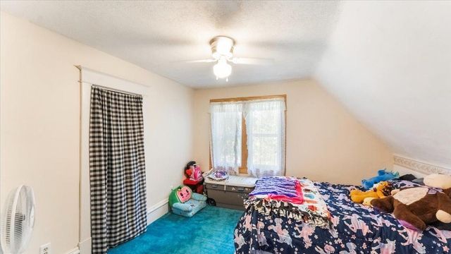 205 Broadway Street SE, Isanti, MN 55040