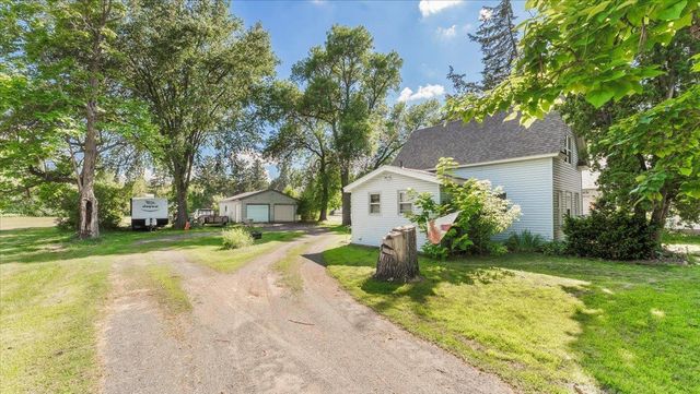 205 Broadway Street SE, Isanti, MN 55040