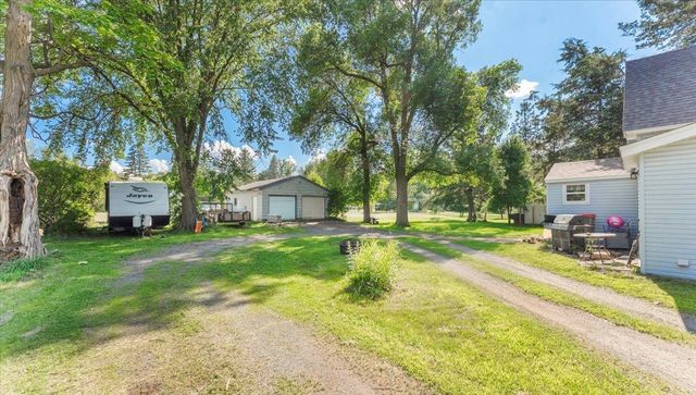 205 Broadway Street SE, Isanti, MN 55040