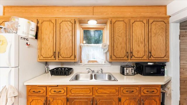 205 Broadway Street SE, Isanti, MN 55040