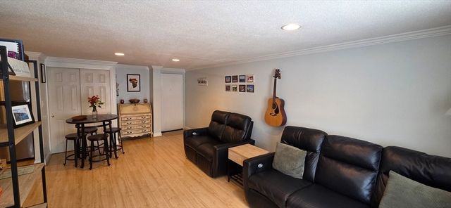 558 Main St 1D, Stoneham, MA 02180