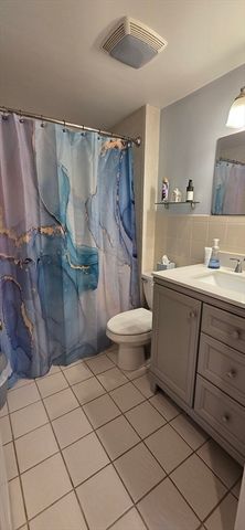 558 Main St 1D, Stoneham, MA 02180