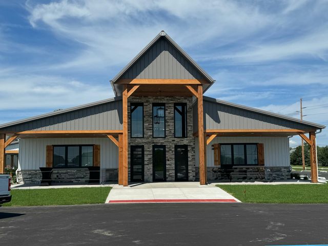 10160 Privet Drive, Crown Point, IN 46307