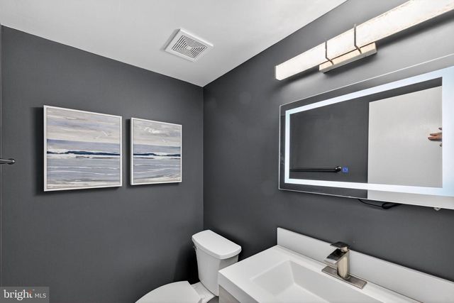 711 CAMPBELL WAY, Herndon, VA 20170