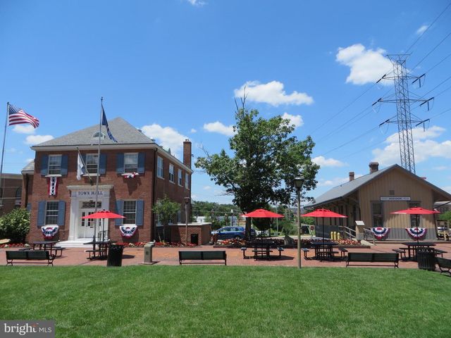 711 CAMPBELL WAY, Herndon, VA 20170