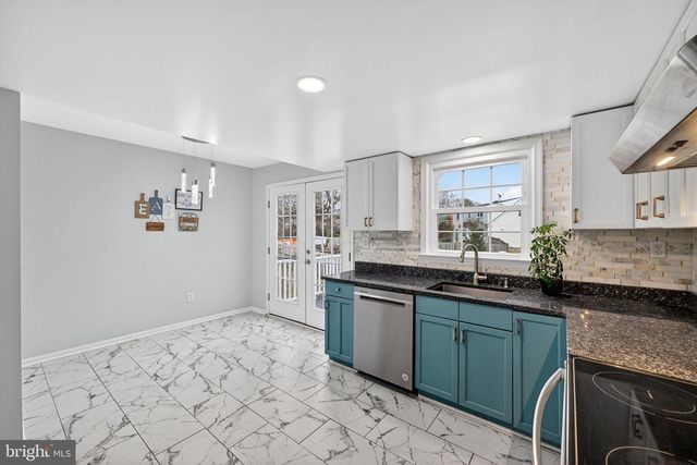 711 CAMPBELL WAY, Herndon, VA 20170