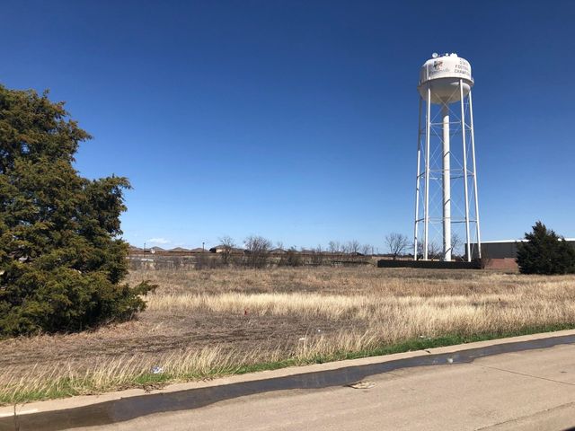 1806 Harvard Boulevard, Farmersville, TX 75442