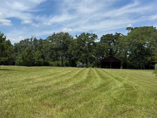 729 County Road 4040, Crockett, TX 75835