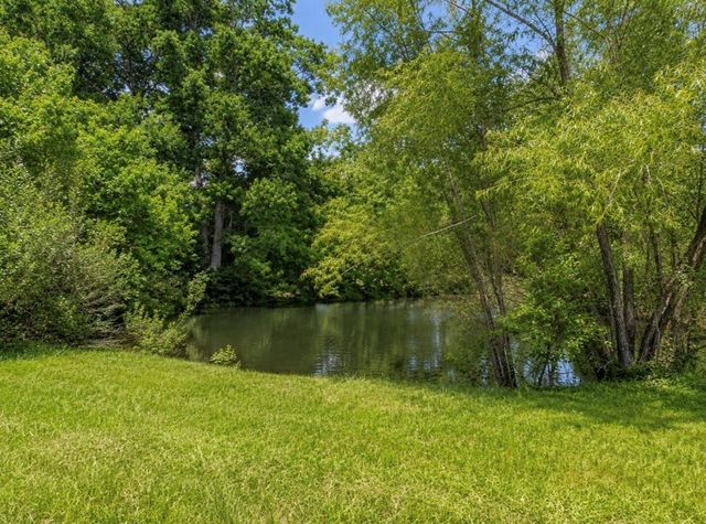 729 County Road 4040, Crockett, TX 75835