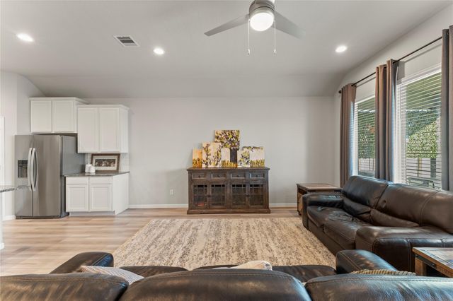 31411 Calle Linda Drive, Hockley, TX 77447