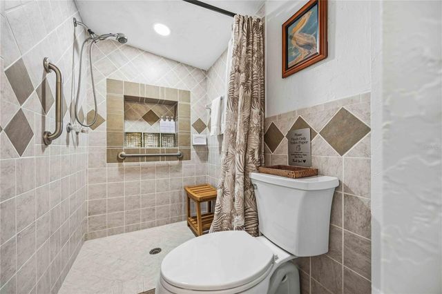 2711 1ST AVENUE W, Bradenton, FL 34205