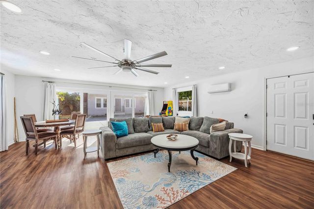 2711 1ST AVENUE W, Bradenton, FL 34205