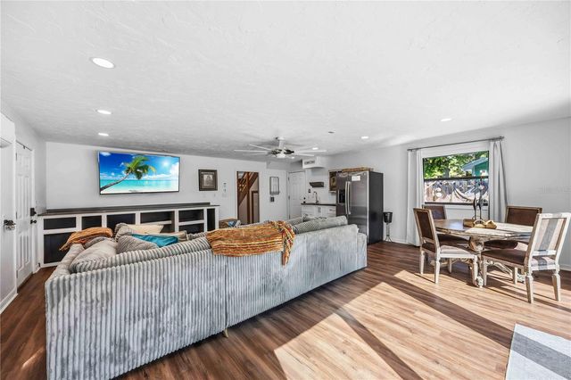 2711 1ST AVENUE W, Bradenton, FL 34205