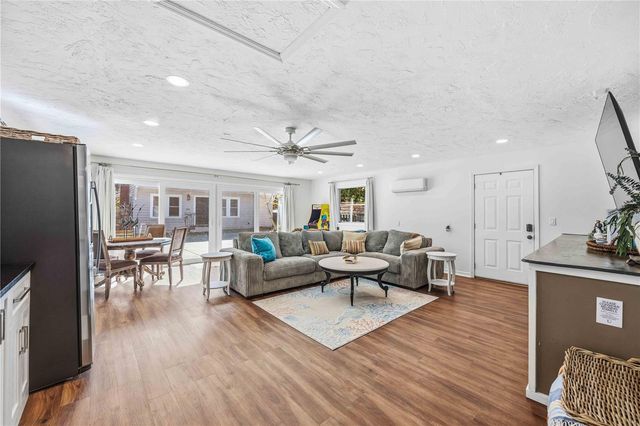 2711 1ST AVENUE W, Bradenton, FL 34205