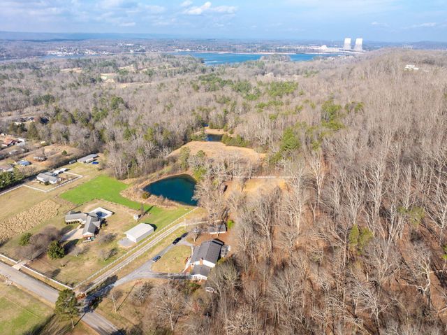 6041 Shirley Pond Road, Harrison, TN 37341