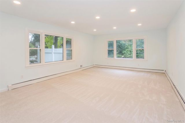 1566 Pebble Lane, Hewlett, NY 11557
