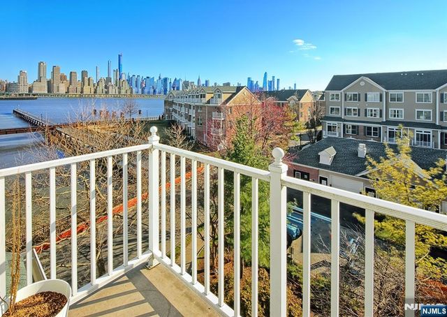 249 Brower Court, West New York, NJ 07093