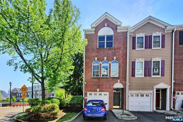 249 Brower Court, West New York, NJ 07093