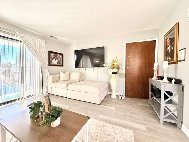 10405 Mansfield Avenue 3S, Oak Lawn, IL 60453