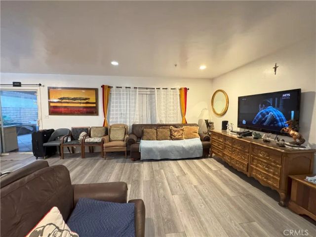 10204 Gerald Avenue, North Hills, CA 91343