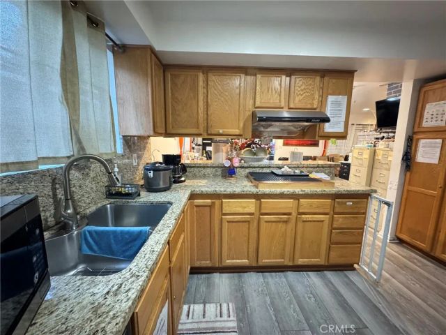 10204 Gerald Avenue, North Hills, CA 91343