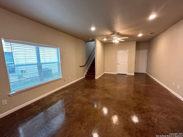 570 Advantage, New Braunfels, TX 78130