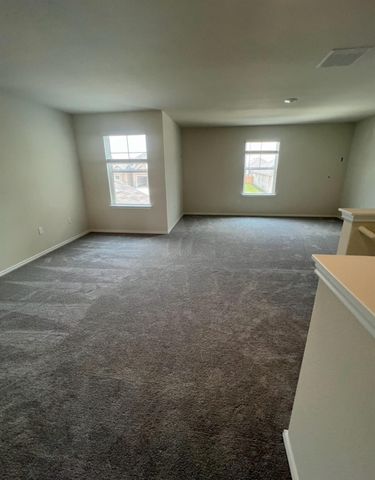 499 Tree Nut LOOP, Buda, TX 78610