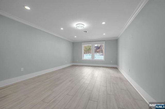 315 Freemans Lane, Franklin Lakes, NJ 07417