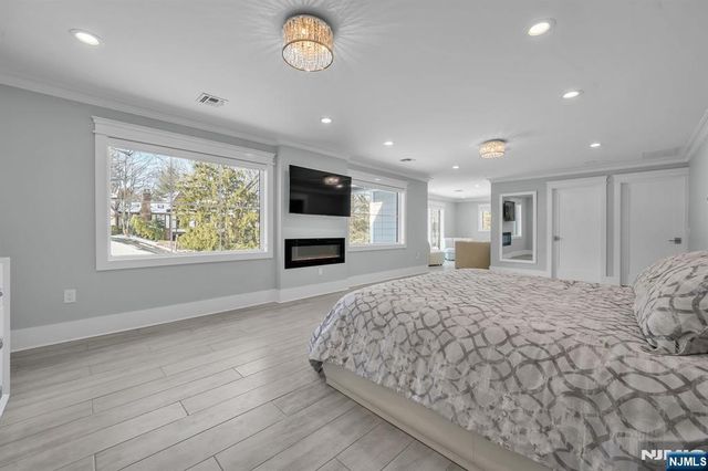 315 Freemans Lane, Franklin Lakes, NJ 07417