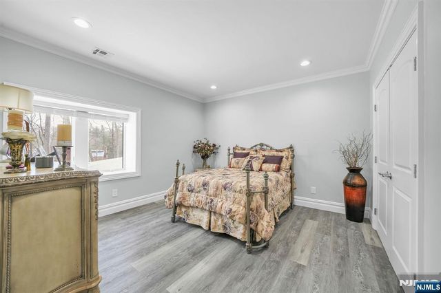 315 Freemans Lane, Franklin Lakes, NJ 07417