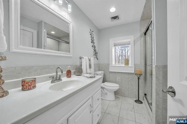 315 Freemans Lane, Franklin Lakes, NJ 07417