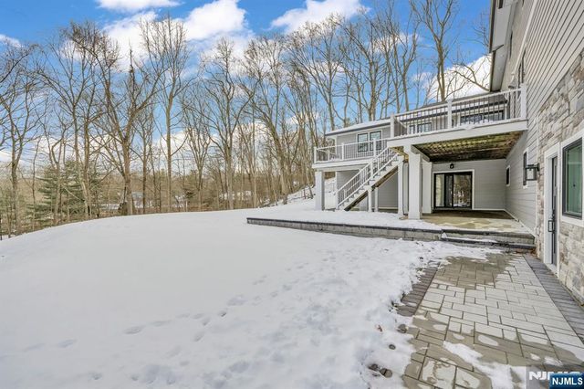 315 Freemans Lane, Franklin Lakes, NJ 07417