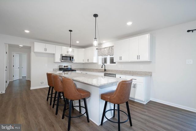 844 CHAPEL DR, Vineland, NJ 08361