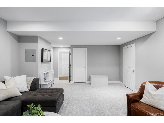 15469 W Baltic Ave, Lakewood, CO 80228