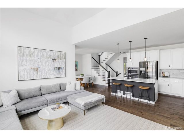 15469 W Baltic Ave, Lakewood, CO 80228