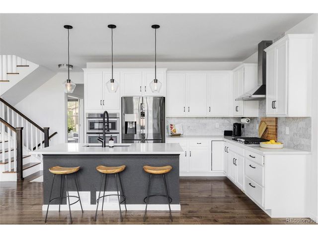 15469 W Baltic Ave, Lakewood, CO 80228