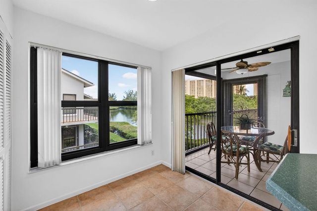 2102 Fairway Drive S, Jupiter, FL 33477