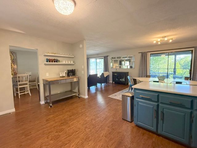 20386 Valley Drive, Rogers, AR 72756