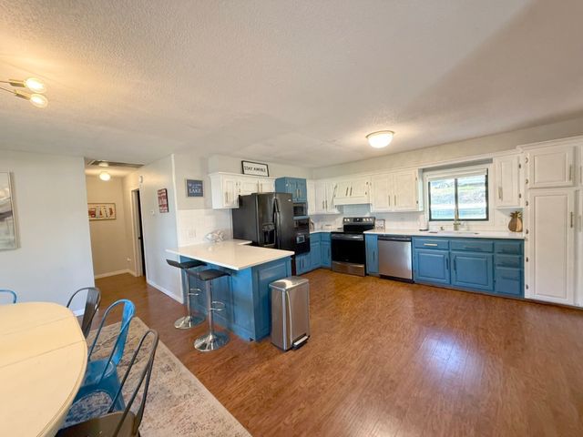 20386 Valley Drive, Rogers, AR 72756