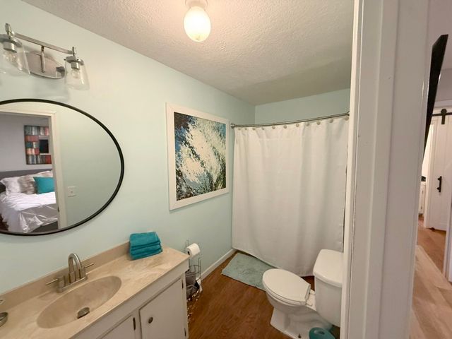20386 Valley Drive, Rogers, AR 72756