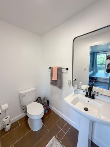 20386 Valley Drive, Rogers, AR 72756