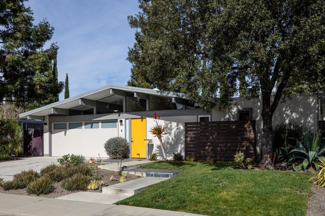 956 Trophy Drive, Mountain View, CA 94040