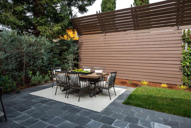 956 Trophy Drive, Mountain View, CA 94040