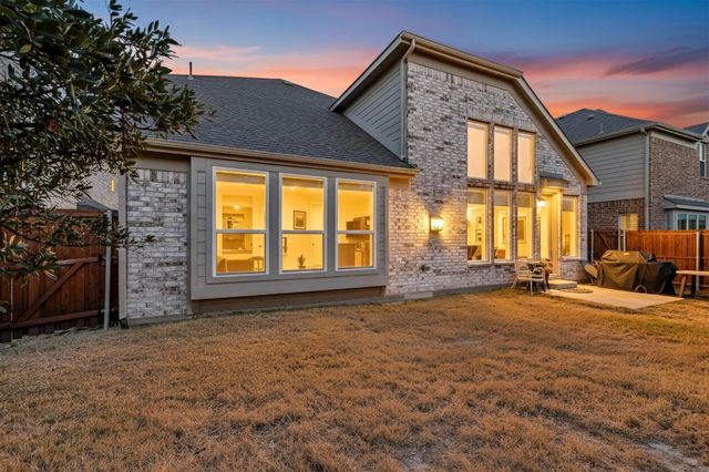 312 Chandan Way, Irving, TX 75063