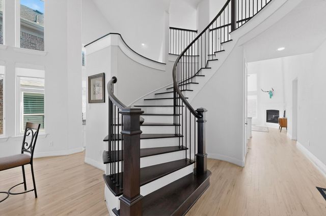 312 Chandan Way, Irving, TX 75063