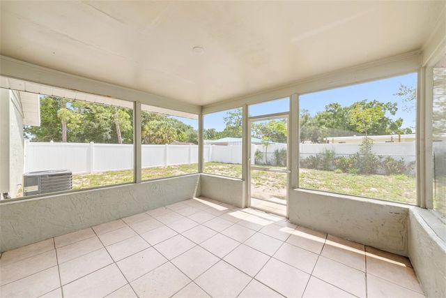 1215 39TH STREET W, Bradenton, FL 34205
