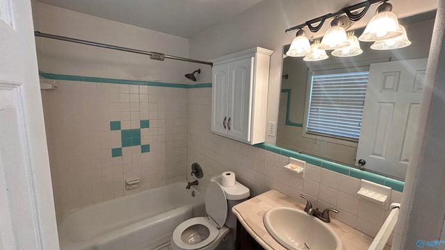 2106 Giles Drive, Huntsville, AL 35811