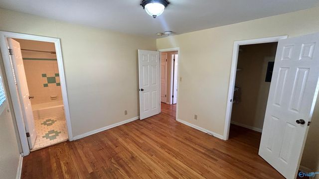 2106 Giles Drive, Huntsville, AL 35811